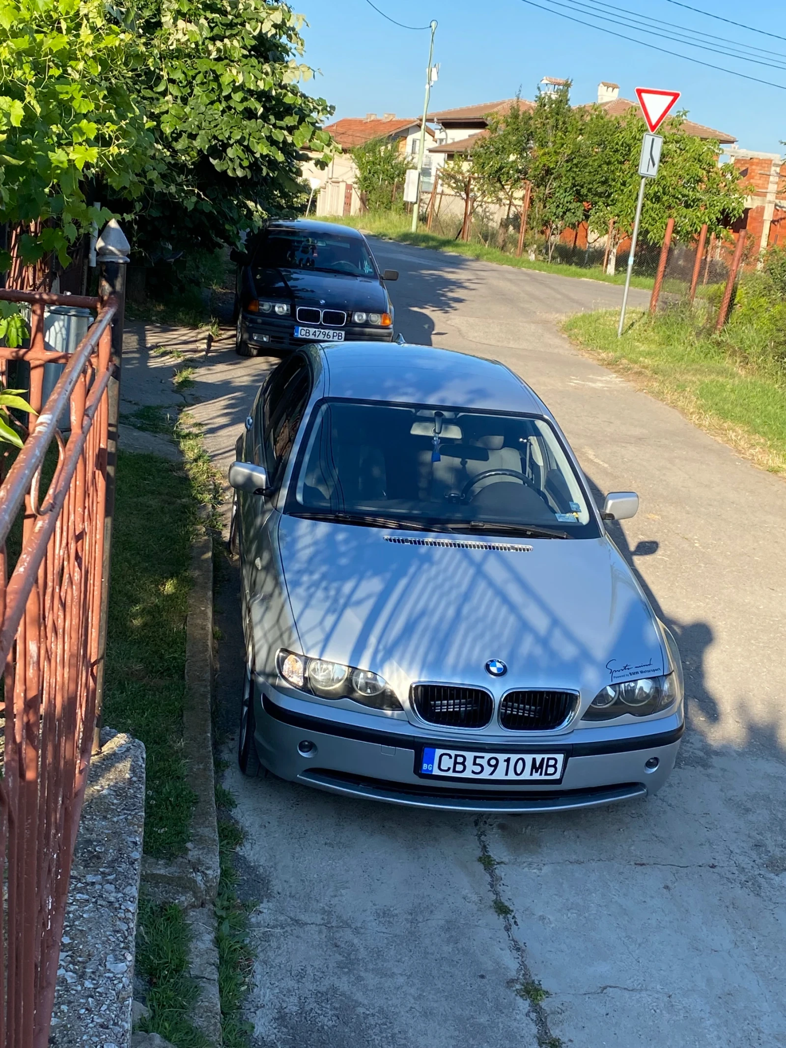BMW 320 320d, снимка 9 - Автомобили и джипове - 55904878