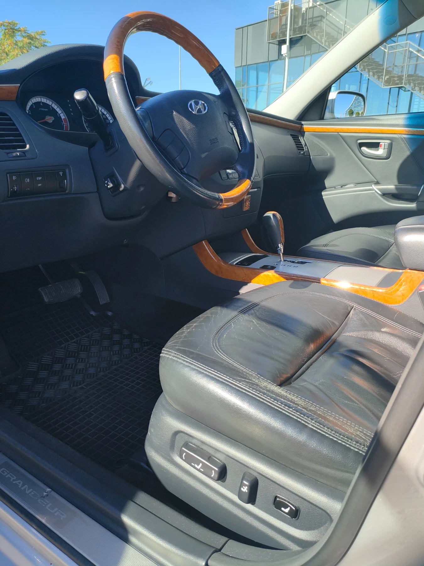 Hyundai Grandeur 3.3 V6 ������  | Mobile.bg � ����������� 16
