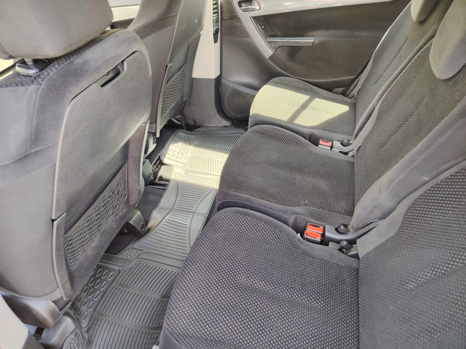 Citroen Grand C4 Picasso, снимка 11 - Автомобили и джипове - 56274120