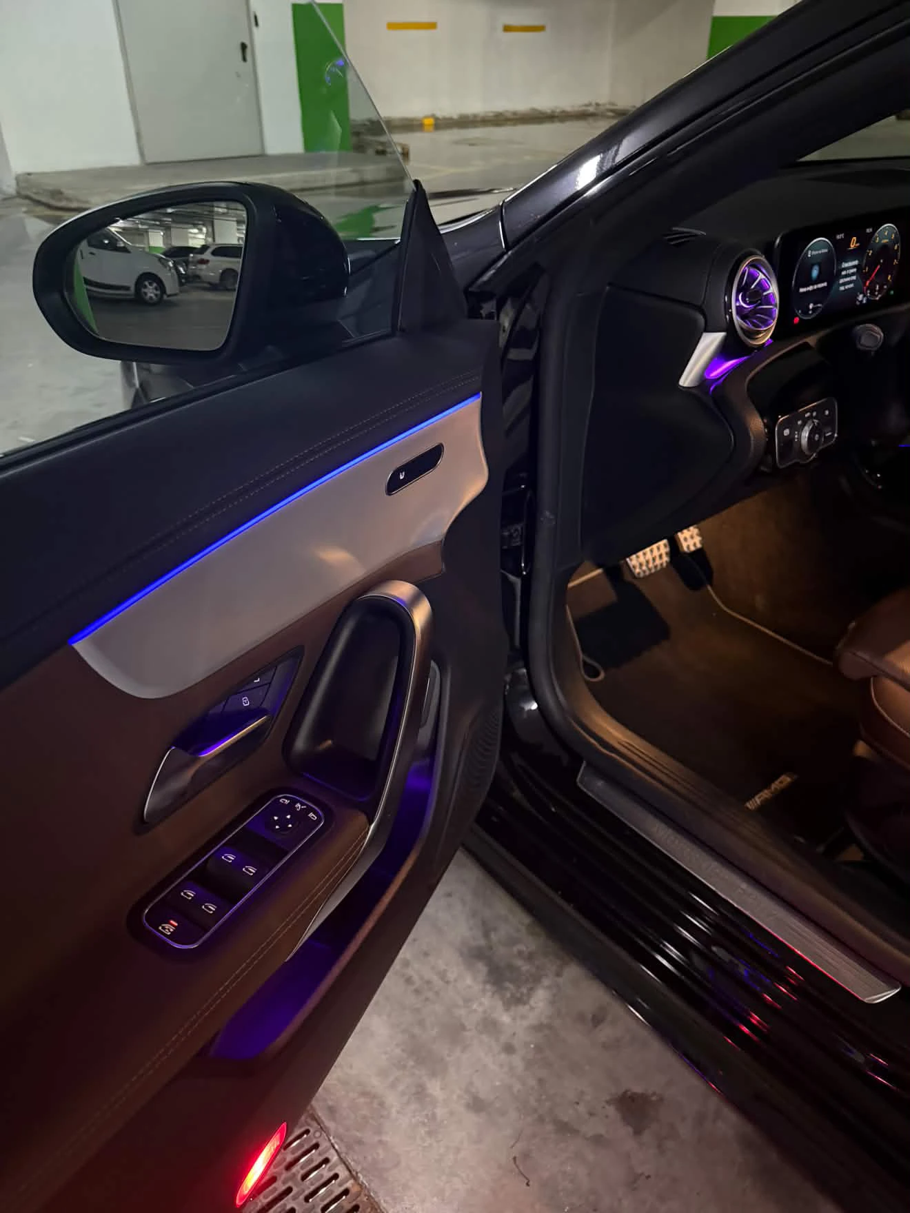 Mercedes-Benz CLA 200 C118 | AMG pack | ��������� | Mobile.bg � ����������� 17