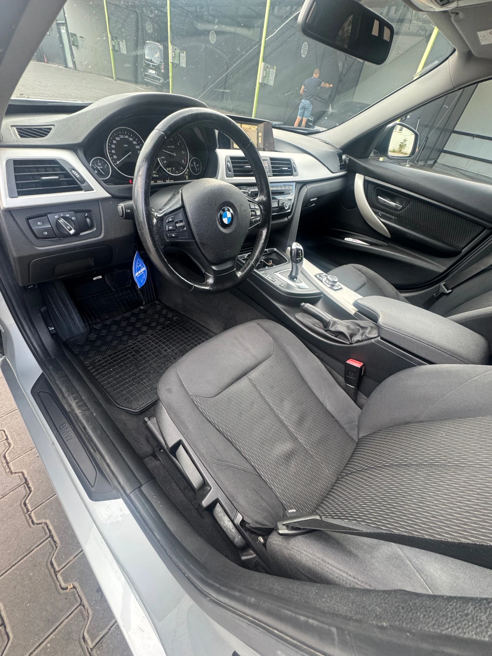 BMW 320 B47D20 FACELIFT , снимка 8 - Автомобили и джипове - 56707933