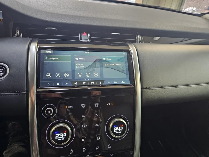 Land Rover Discovery Sport, снимка 4 - Автомобили и джипове - 52266314