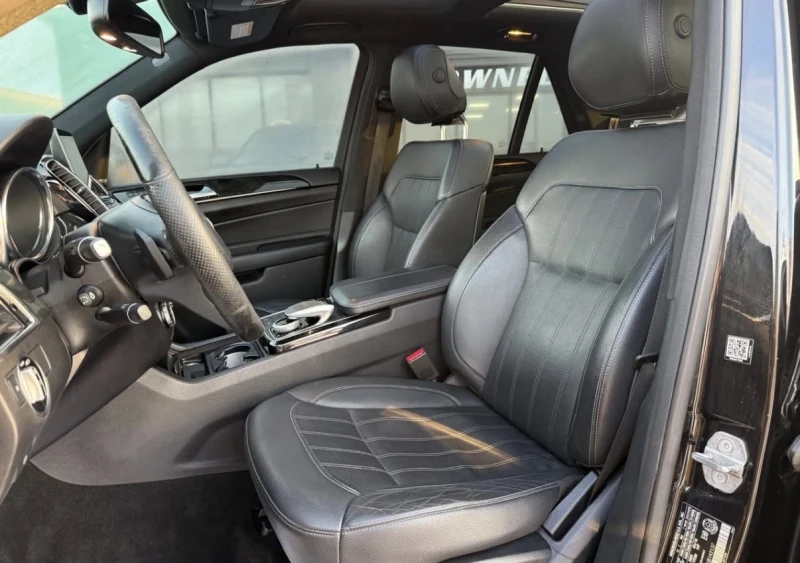 Mercedes-Benz GLE 400 HARMON KARDON * РЕГУЛИРУЕМО ОКАЧВАНЕ * 360 КАМ * , снимка 10 - Автомобили и джипове - 53472750