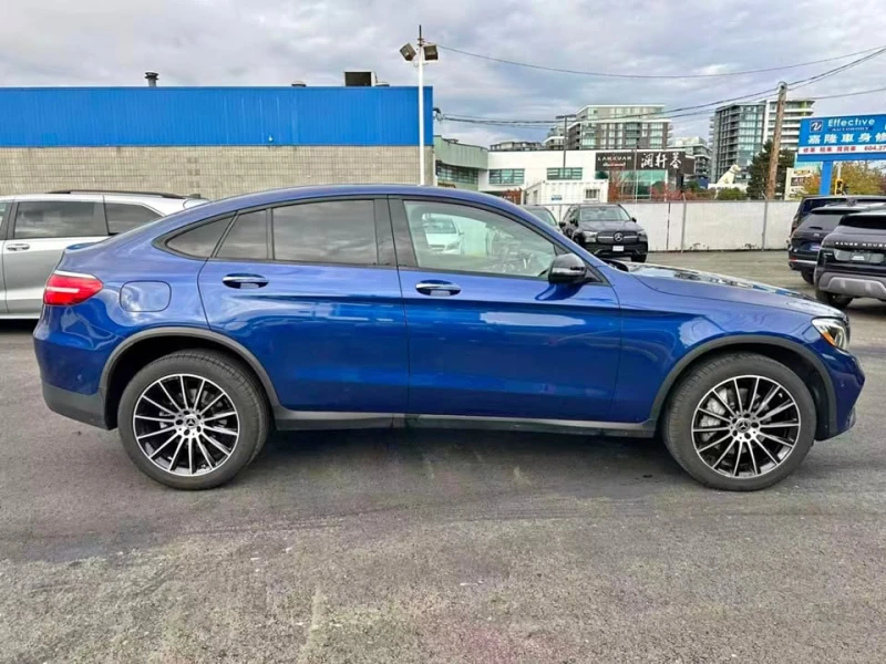 Mercedes-Benz GLC 300 COUPE С РЕГИСТРАЦИЯ & АВТО КРЕДИТ, снимка 2 - Автомобили и джипове - 53523859