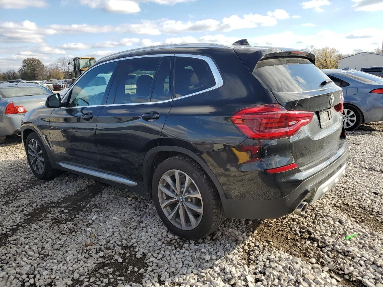 BMW X3 XDRIVE30I  - изображение 3