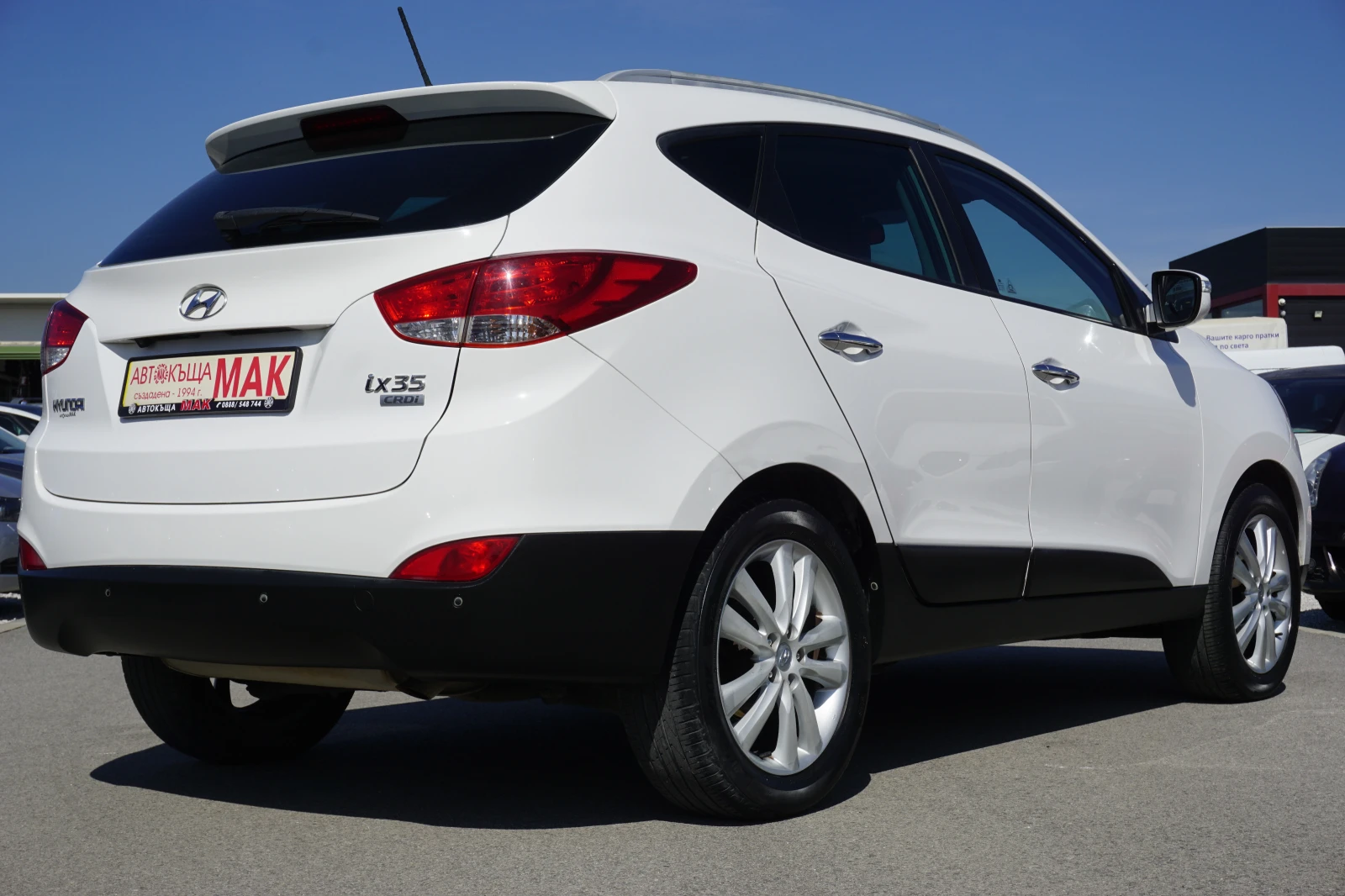 Hyundai IX35 1.7/Кожа/Навигация/Камера/Стъклен ПановаменТаван - изображение 7