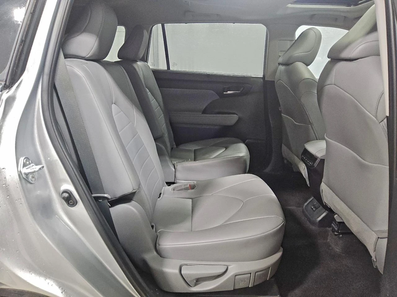 Toyota Highlander L* DISTRONIC* 8 ������* KEYLESS* LED*  | Mobile.bg � ����������� 11