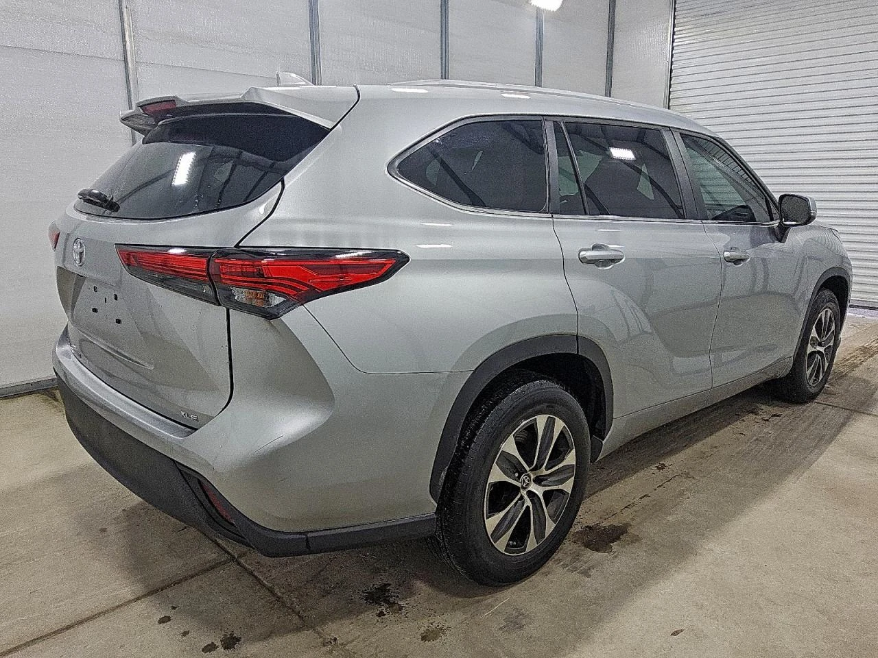 Toyota Highlander L* DISTRONIC* 8 МЕСТНА* KEYLESS* LED*  - изображение 3