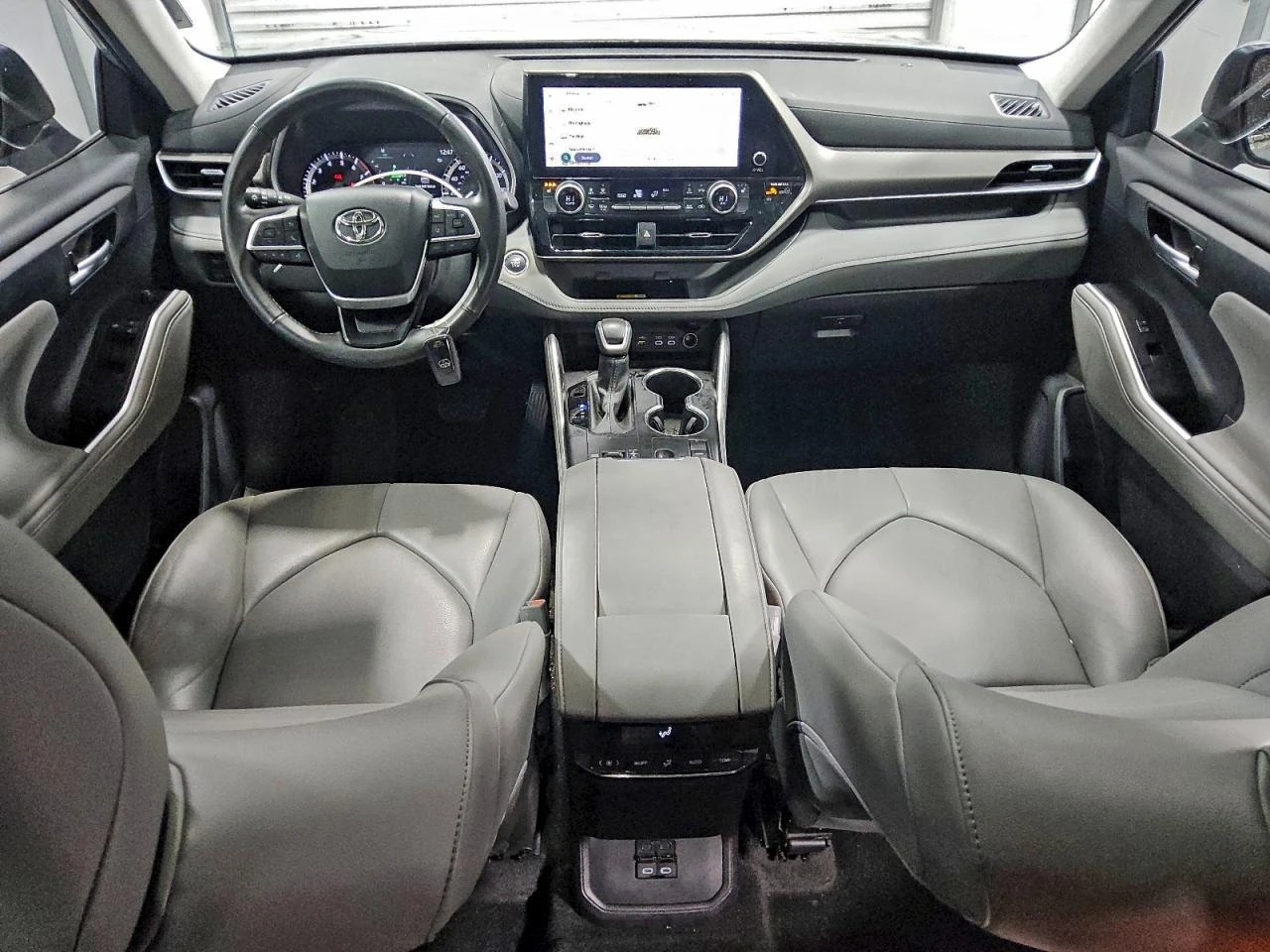 Toyota Highlander L* DISTRONIC* 8 МЕСТНА* KEYLESS* LED*  - изображение 8