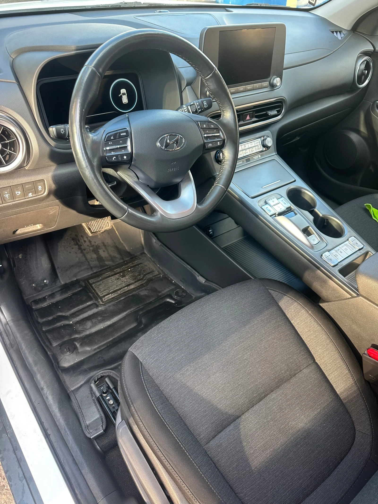 Hyundai Kona  - изображение 7