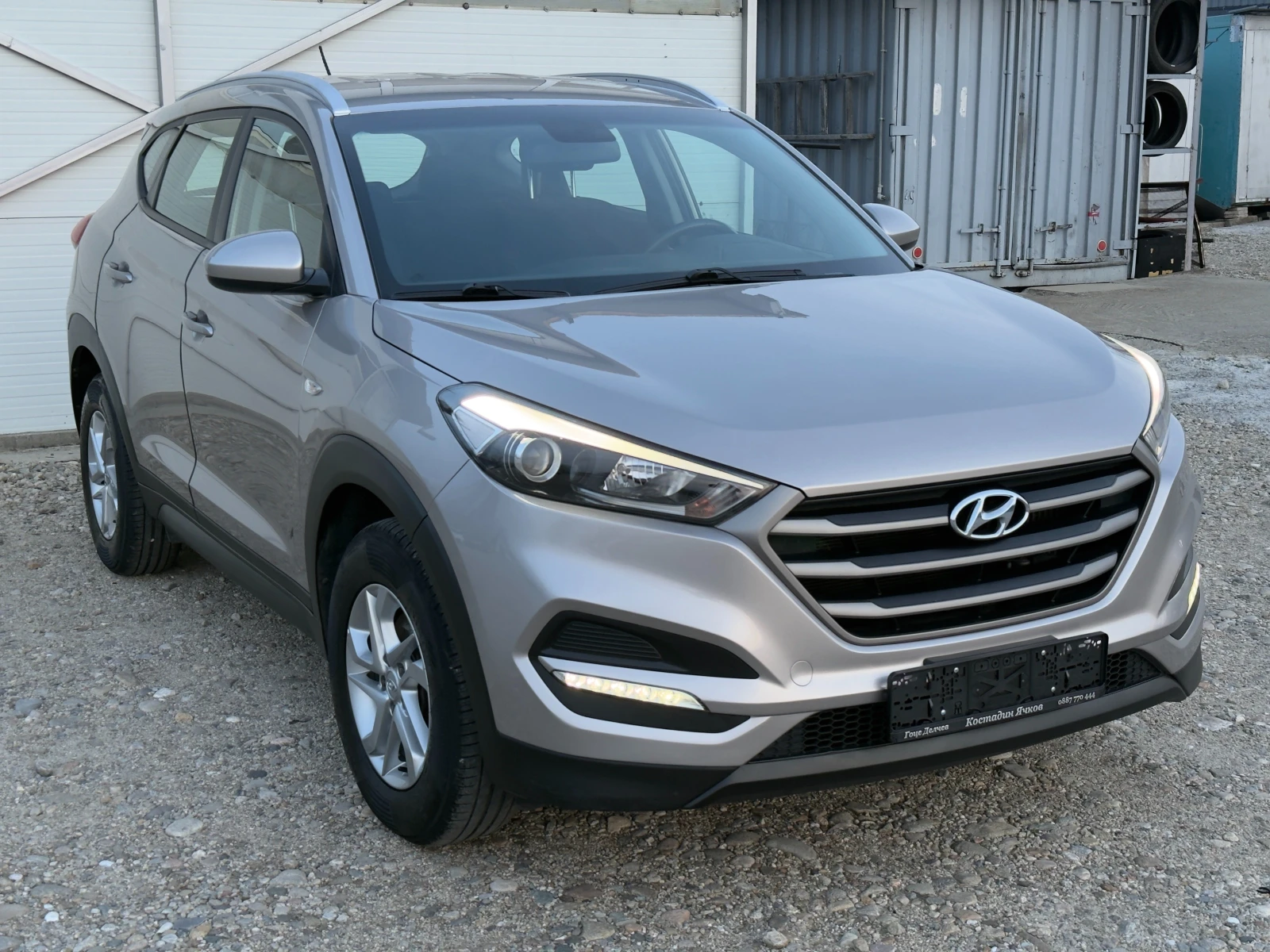 Hyundai Tucson 1.7 CRDI 169000km/Собствен лизинг - изображение 2
