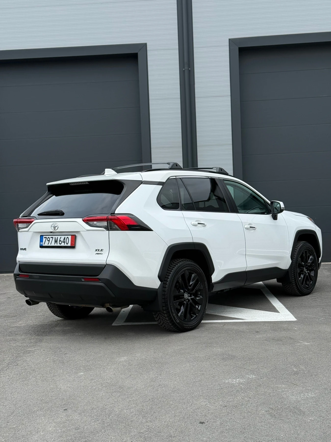 Toyota Rav4 2.5* AWD, снимка 6 - Автомобили и джипове - 53906448