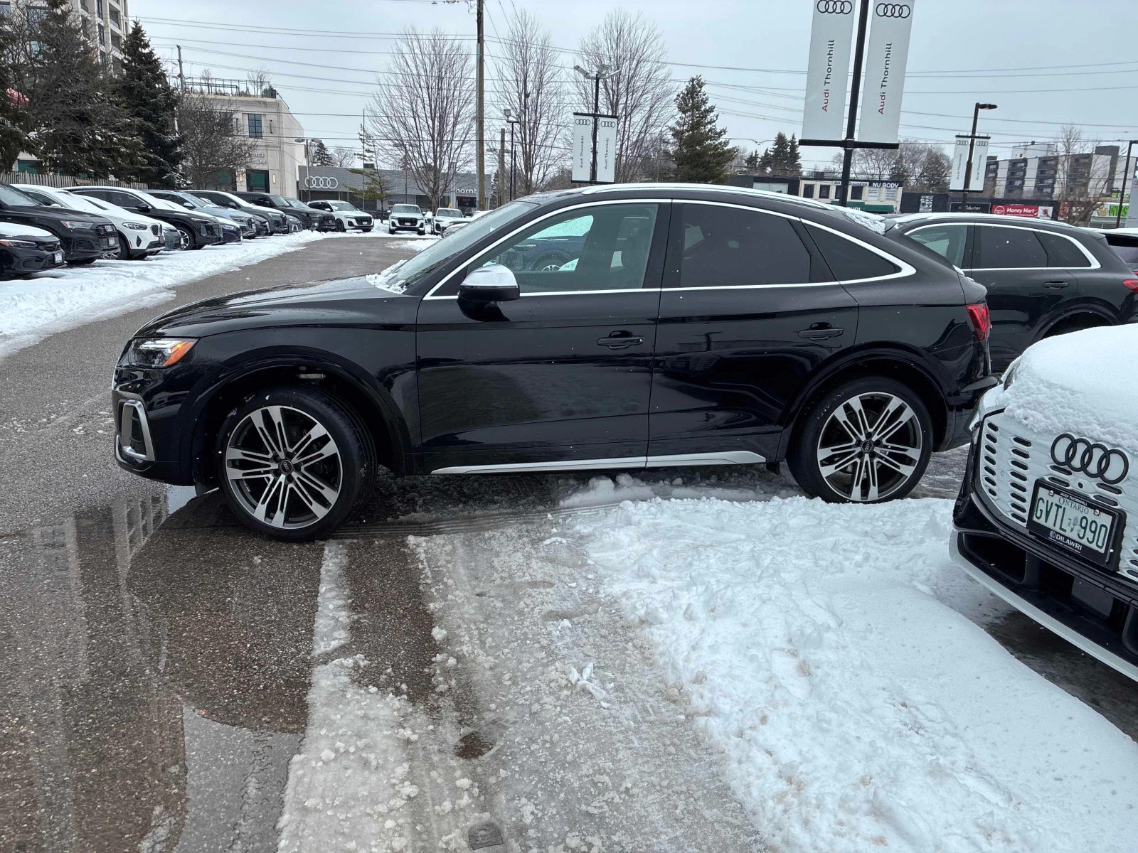 Audi SQ5 * * CARFAX * * АВТО КРЕДИТ * * , снимка 3 - Автомобили и джипове - 53937434