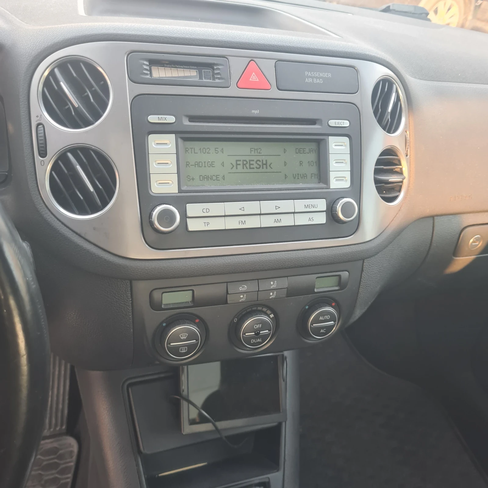 VW Tiguan 4 motion italia, снимка 13 - Автомобили и джипове - 53992196