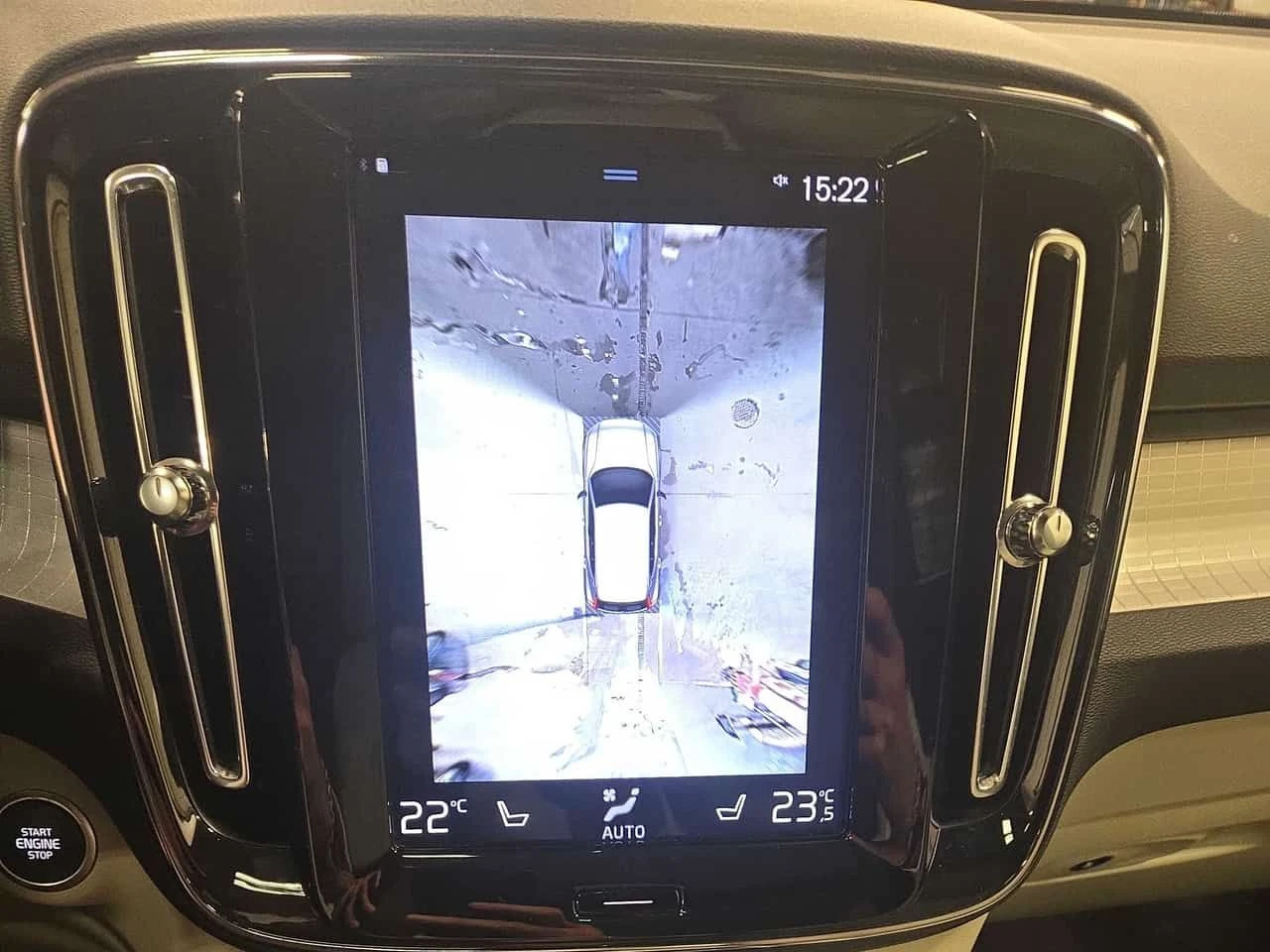 Volvo XC40 Momentum  CARFAX, снимка 11 - Автомобили и джипове - 54014855