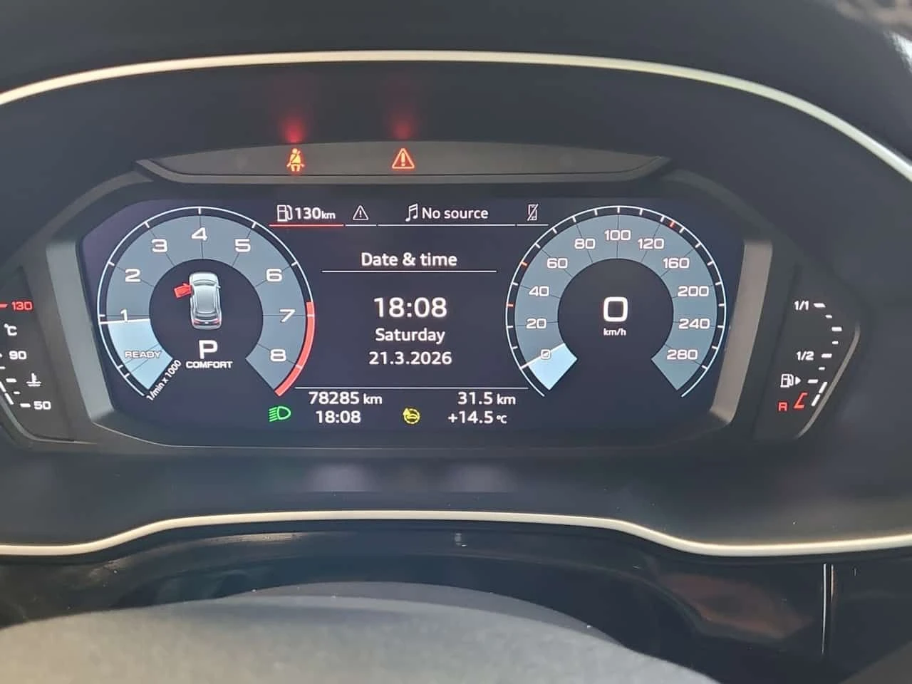 Audi Q3 * S LINE * ПАНОРАМА* ПОДГРЕВ* , снимка 11 - Автомобили и джипове - 54034313