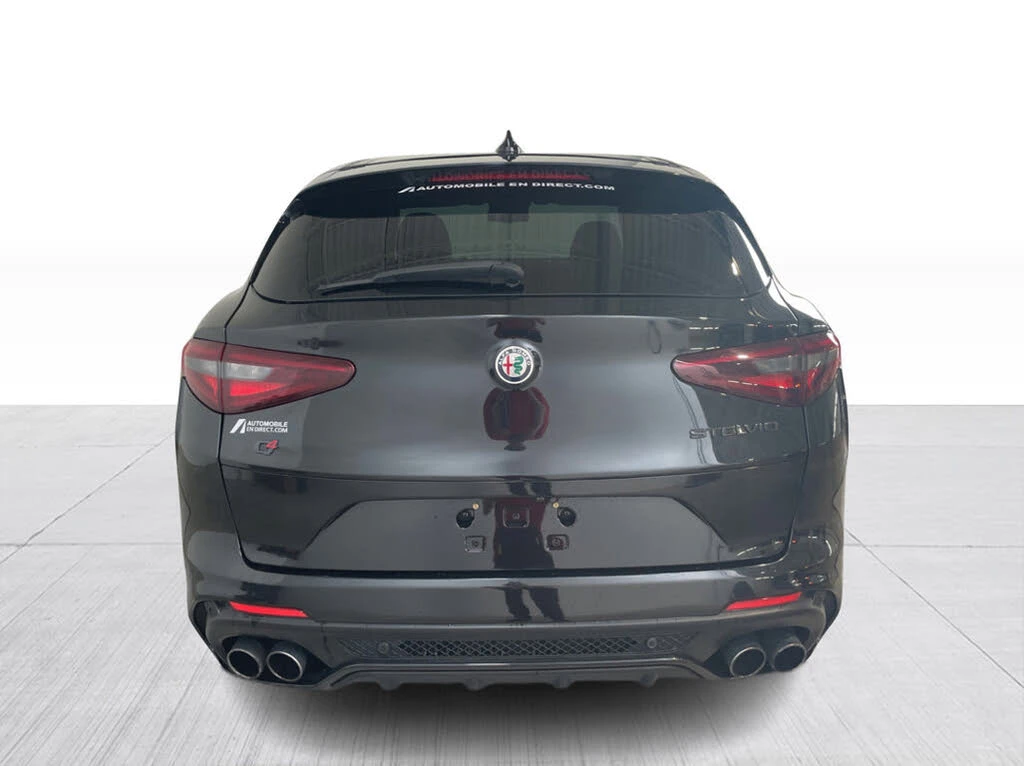 Alfa Romeo Stelvio QUADROFOGLIO* CARBON* FULL* КРАЙНА ЦЕНА ДО БЪЛГАРИ, снимка 6 - Автомобили и джипове - 55046121