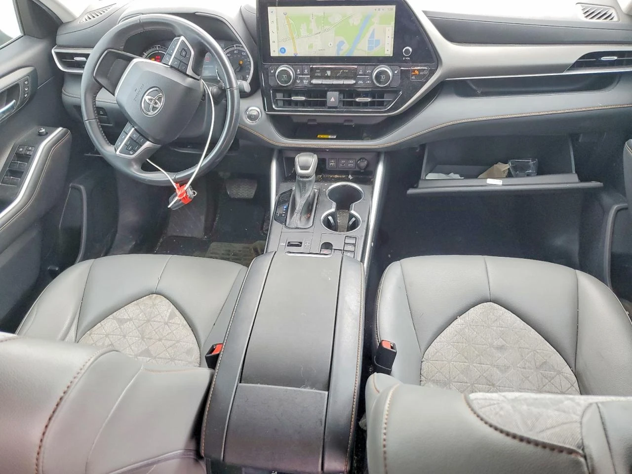 Toyota Highlander HYBRID BRONZE EDITION!FULL!, снимка 8 - Автомобили и джипове - 55086307