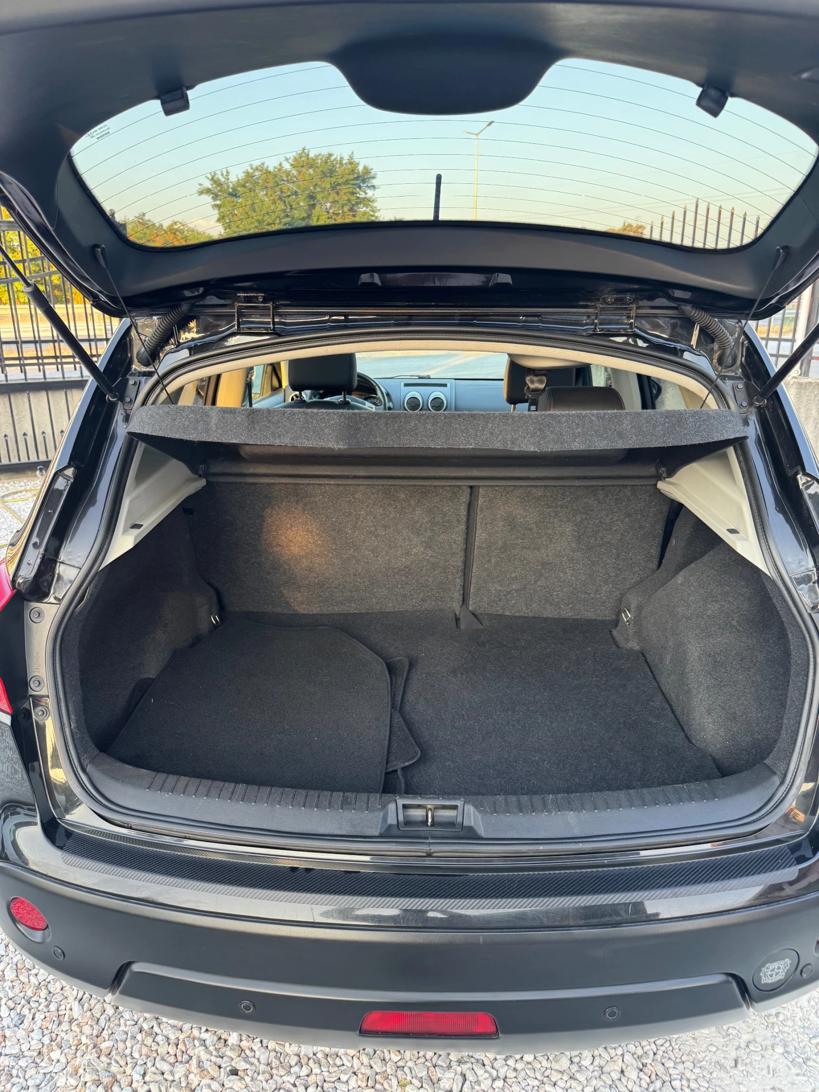 Nissan Qashqai  360 градуса камери!, снимка 16 - Автомобили и джипове - 55850174