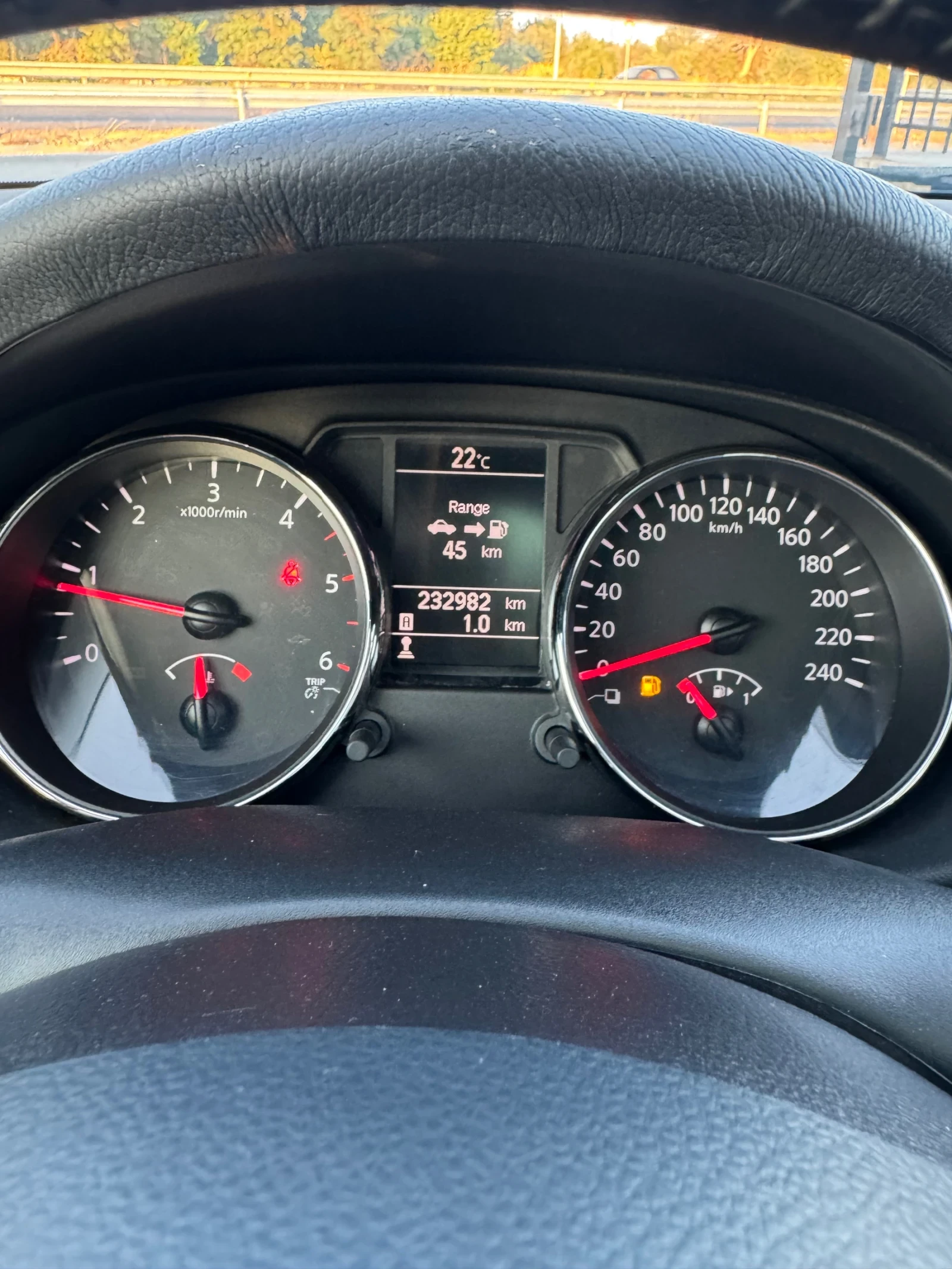 Nissan Qashqai  360 градуса камери!, снимка 14 - Автомобили и джипове - 55850174