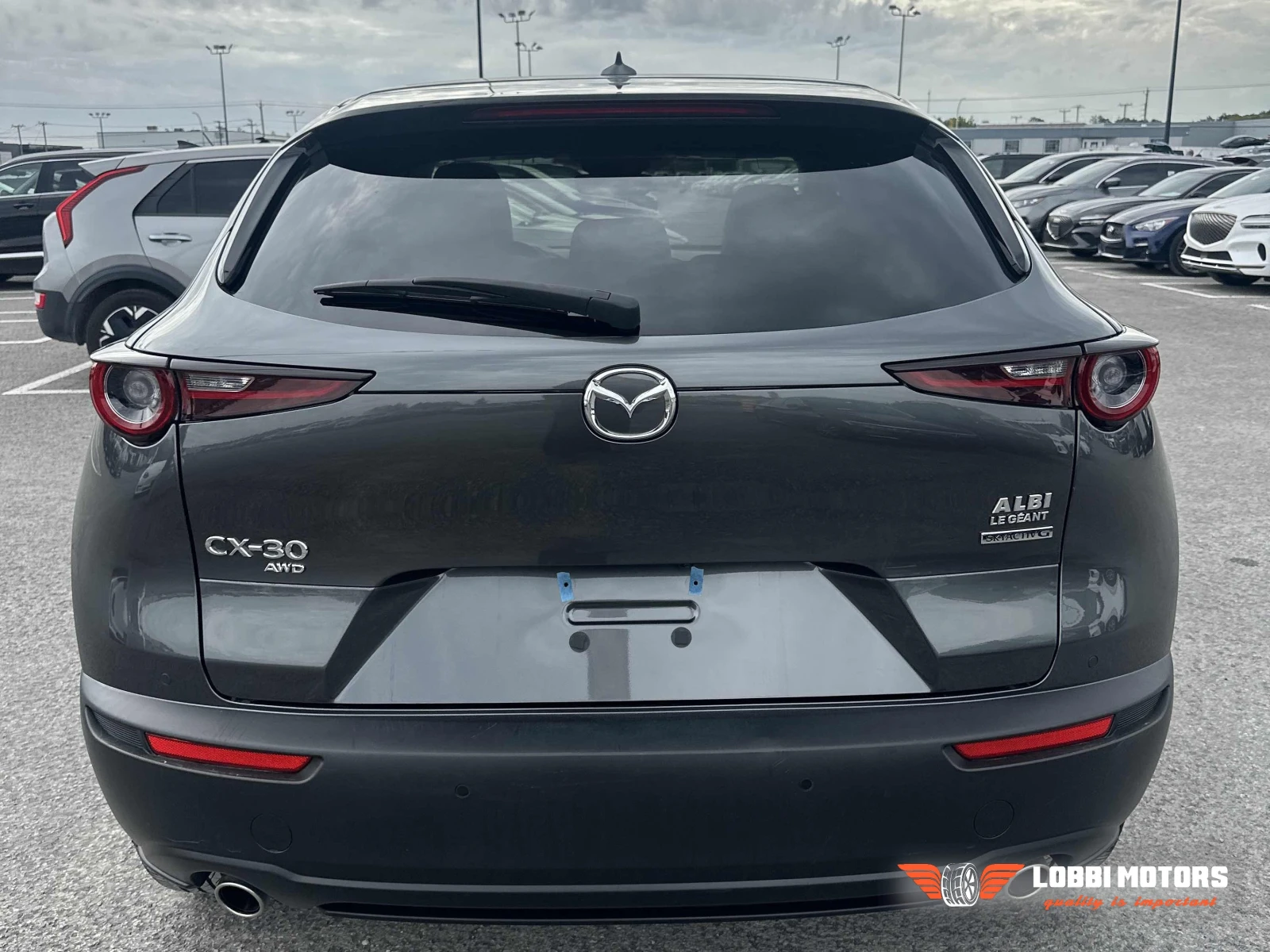 Mazda CX-30, снимка 4 - Автомобили и джипове - 56128573