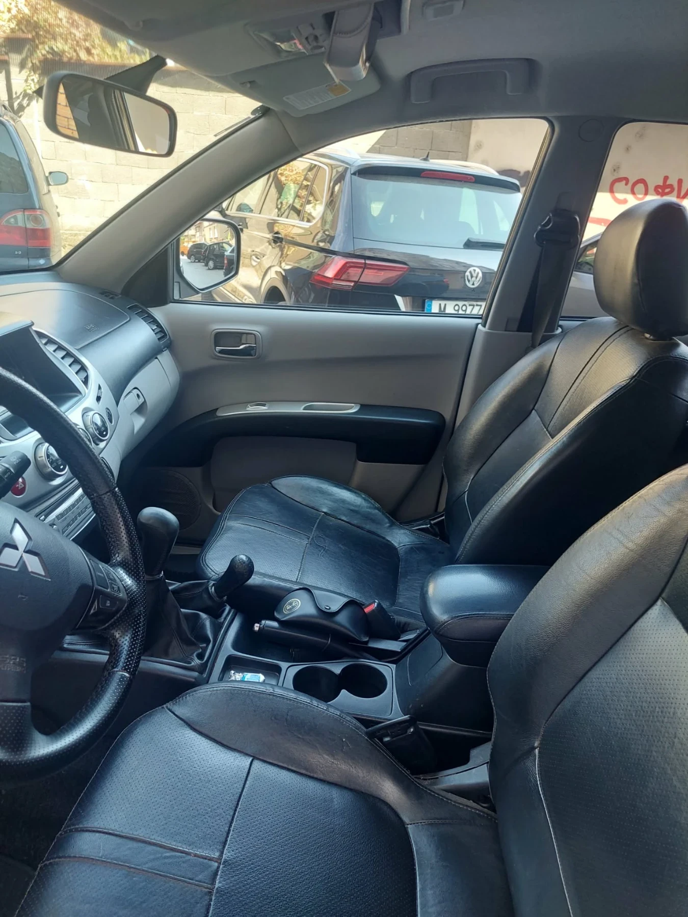 Mitsubishi L200, снимка 12 - Автомобили и джипове - 56167279