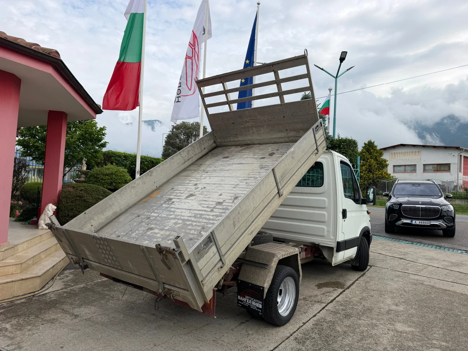 Iveco Daily 35C15* Тристранен самосвал* 3.00 метра кош, снимка 9 - Бусове и автобуси - 54877989