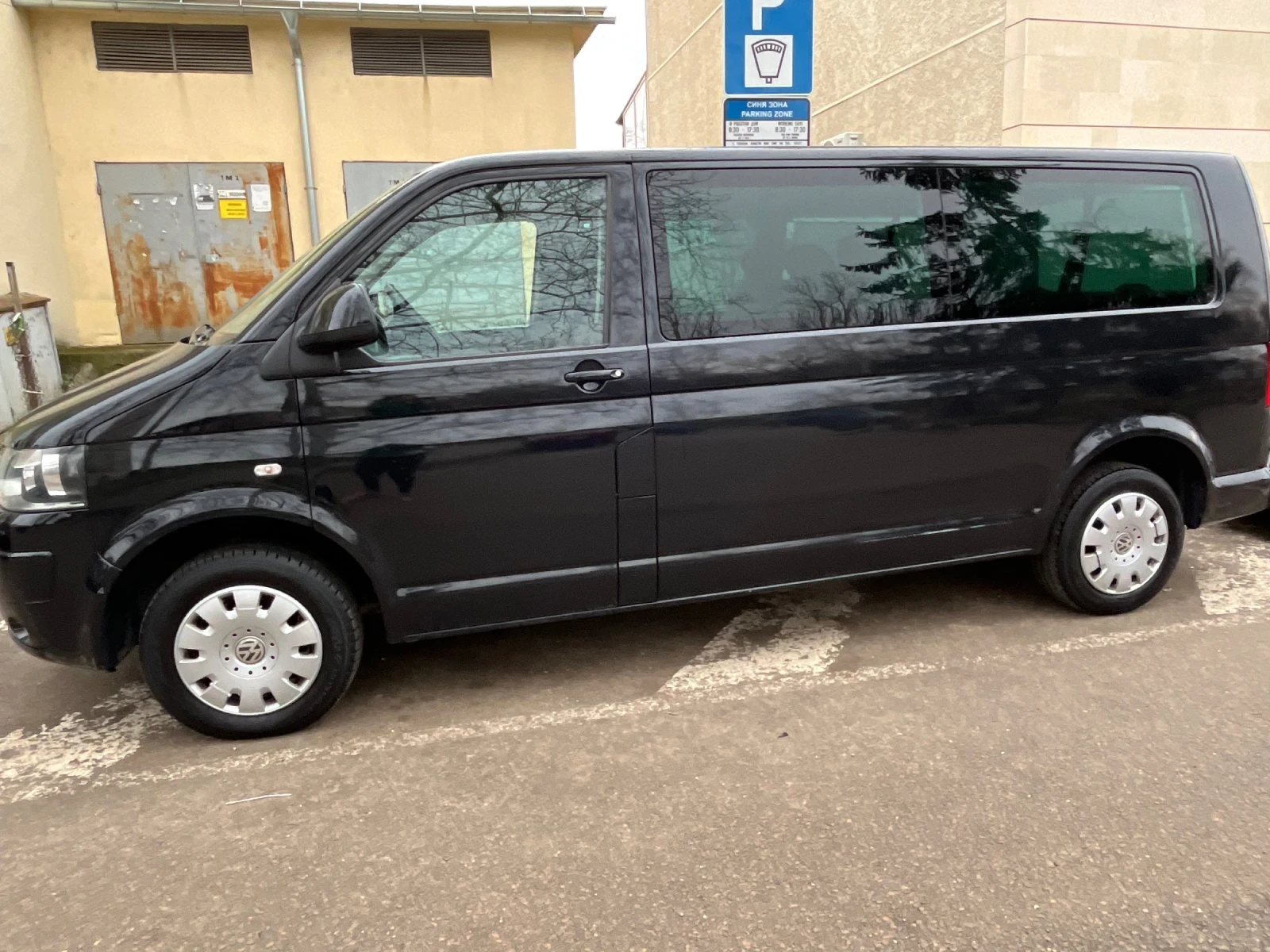 VW Caravelle