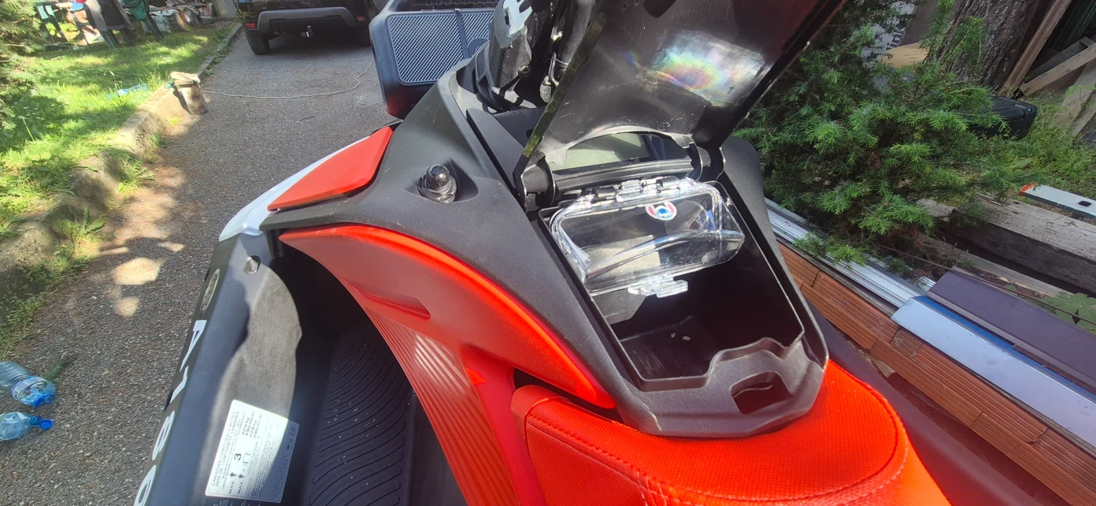 Джет Bombardier Sea Doo Spark trixx 3up 2025, снимка 4 - Воден транспорт - 54703256