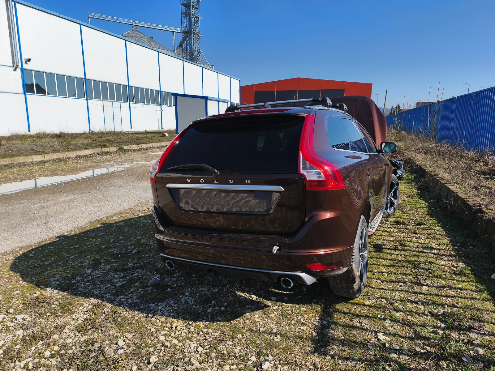 Volvo XC 60 2,4L D5 AWD R-disain 162kW/220hp  | Mobile.bg � ����������� 3