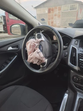 Ford Focus 1.6i, снимка 7
