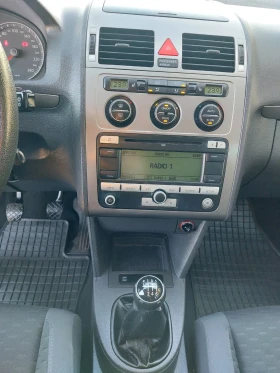 VW Touran 2.0tdi, 7 места, 6ск - 8999 лв. / 4601.12 € - 43911251 2