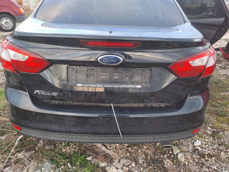 Ford Focus 1.6i, снимка 4 - Автомобили и джипове - 46560728