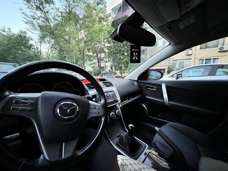 Mazda 6 2.0 бензин + ГАЗ, снимка 5 - Автомобили и джипове - 45893986