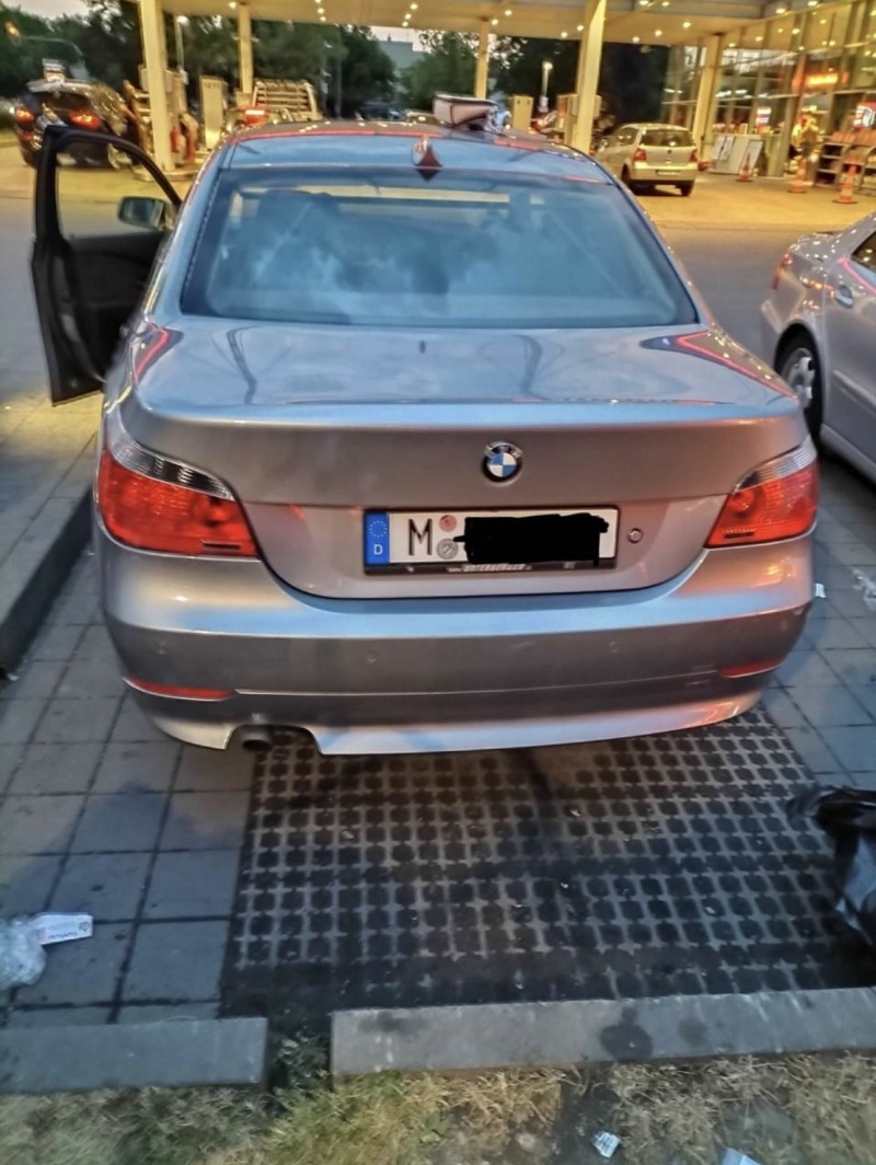 BMW 525, снимка 4 - Автомобили и джипове - 45998271