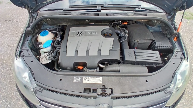 VW Golf Plus 1, 6tdi  НАВИ, снимка 12 - Автомобили и джипове - 46911237