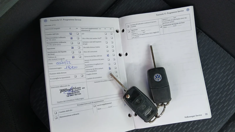 VW Golf Plus 1, 6tdi  НАВИ, снимка 11 - Автомобили и джипове - 46911237
