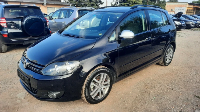 VW Golf Plus 1, 6tdi  НАВИ, снимка 1 - Автомобили и джипове - 46911237