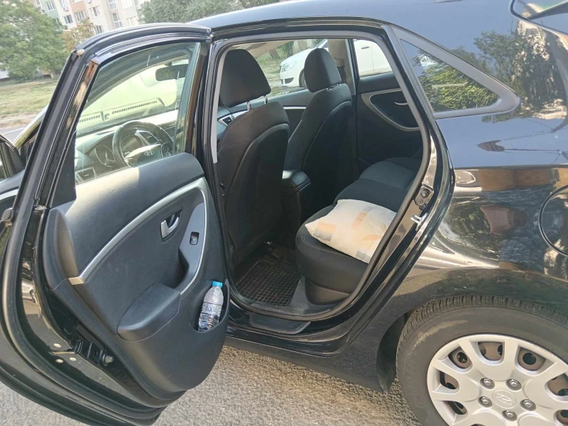 Hyundai I30 1.6, снимка 8 - Автомобили и джипове - 47501647