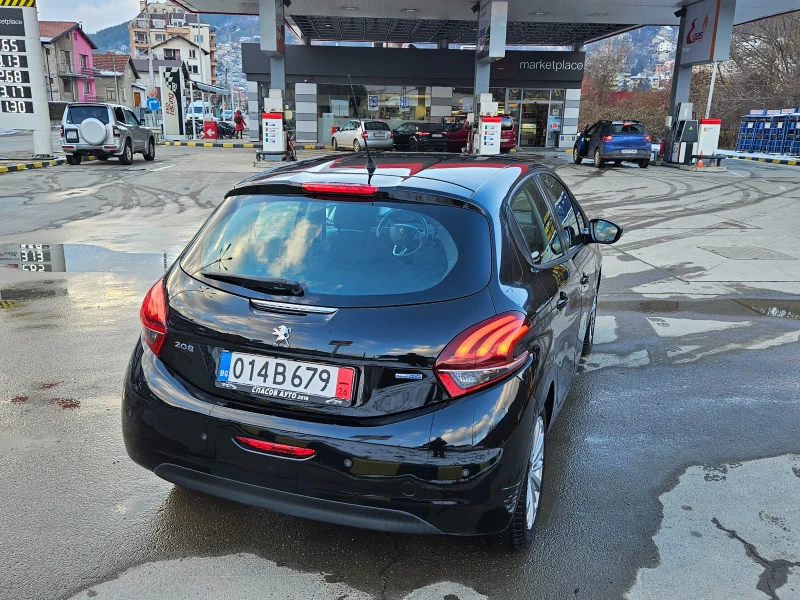 Peugeot 208 1.6 HDI FACELIFT/EURO-6B, снимка 5 - Автомобили и джипове - 49220176