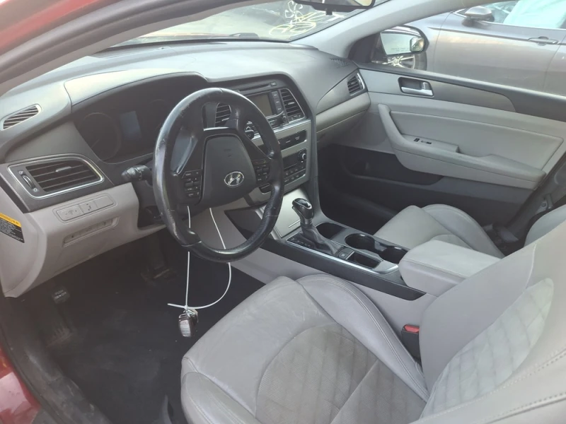 Hyundai Sonata SPORT 2.4 Бензин , снимка 6 - Автомобили и джипове - 52377102