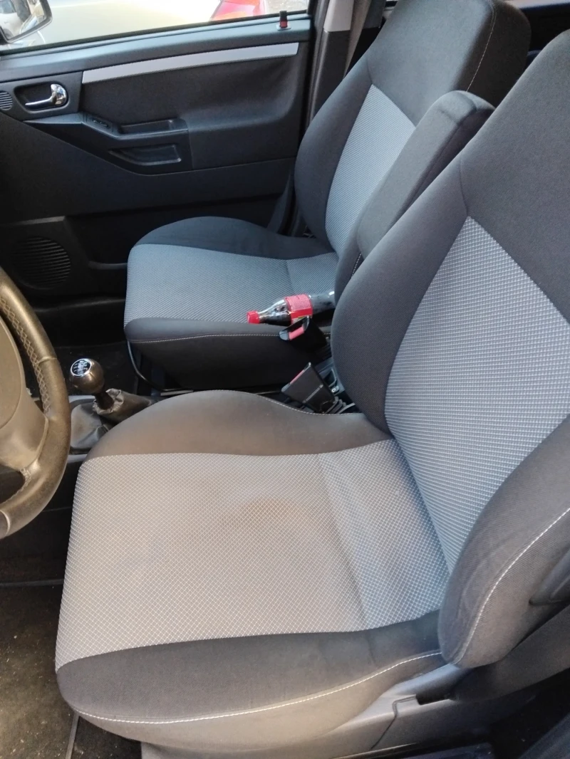 Opel Meriva 1.7 cdti, снимка 13 - Автомобили и джипове - 51806516