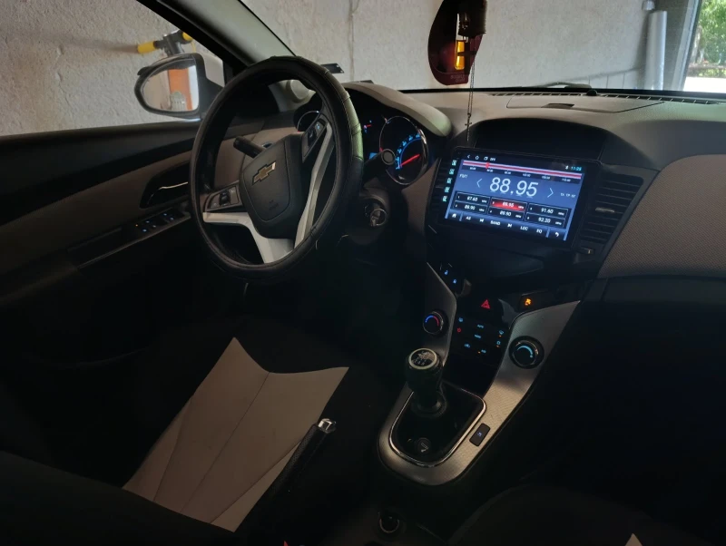 Chevrolet Cruze Мултимедия , снимка 2 - Автомобили и джипове - 52565529