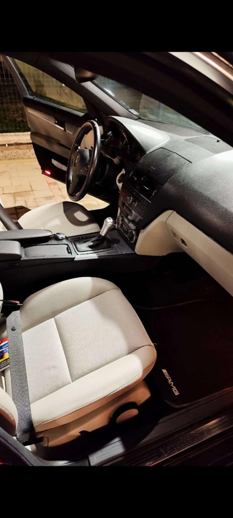 Mercedes-Benz C 320, снимка 8 - Автомобили и джипове - 53392261
