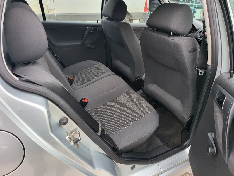 VW Polo 1.4 16v Euro4 TOP, снимка 9 - Автомобили и джипове - 53504509