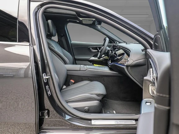 Mercedes-Benz E 450 d 4Matic = AMG Line = Premium Plus  | Mobile.bg   11