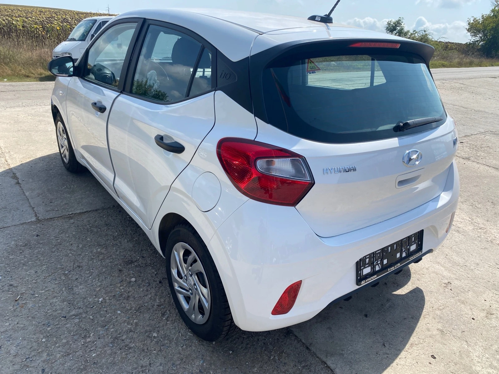 Hyundai I10 1.0 MPI - изображение 8