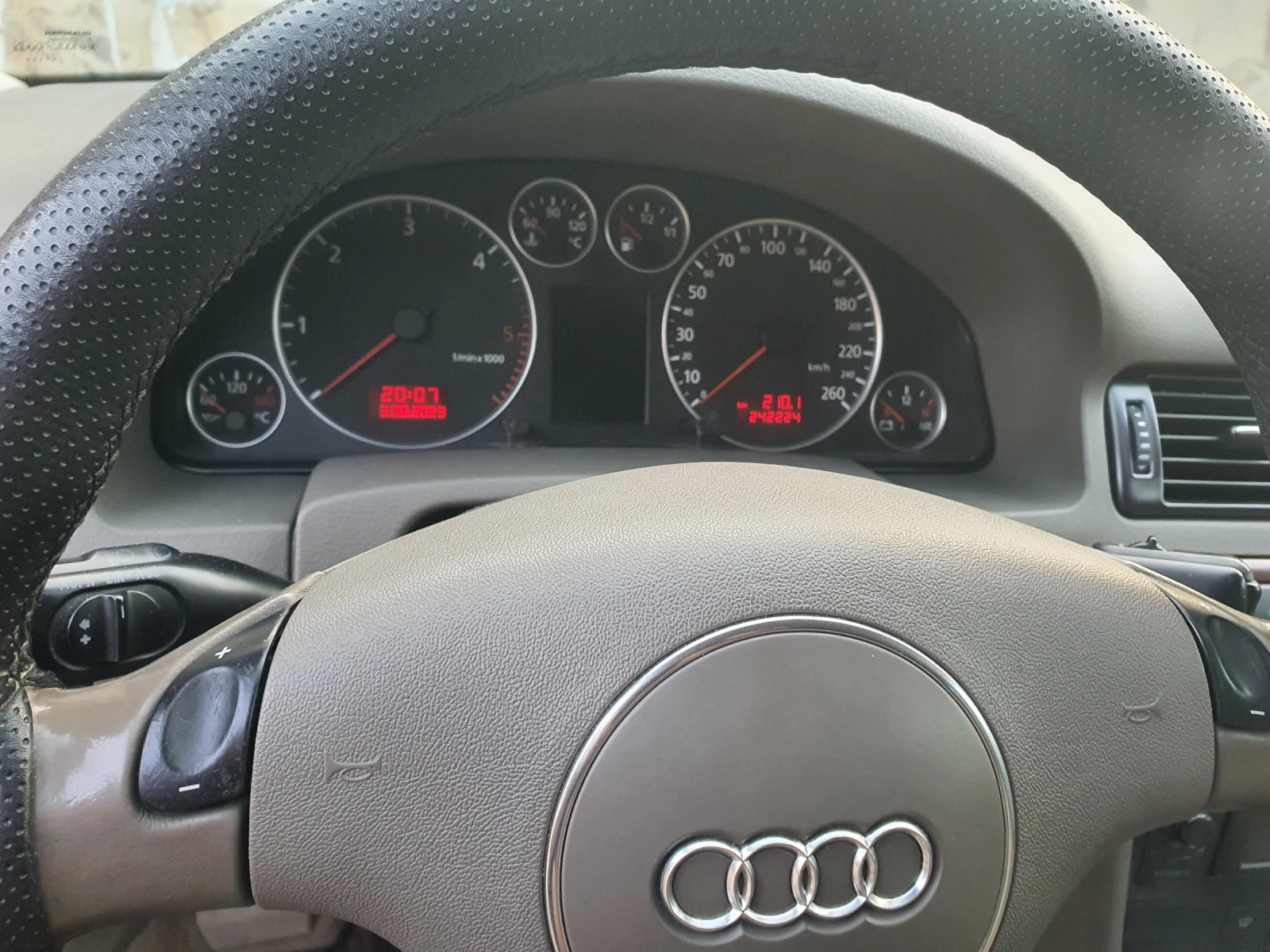 Audi A6 A6 2,5 tdi - изображение 5