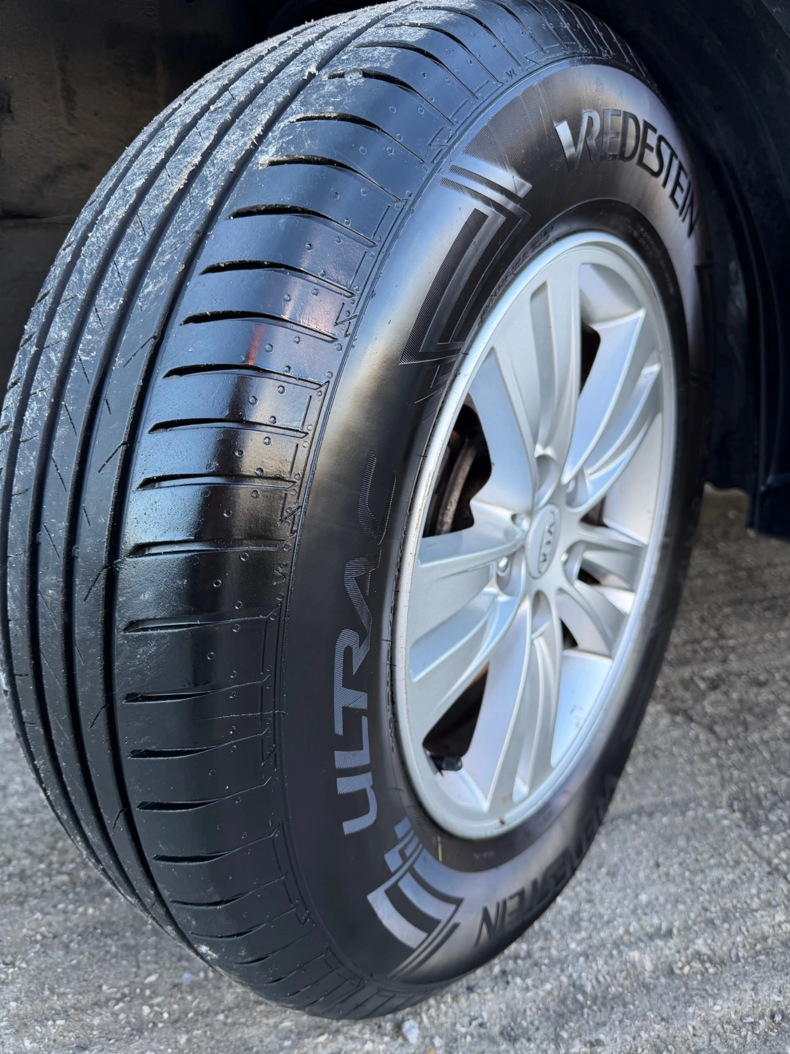 Kia Sportage 1.6* БЕНЗИН* НАВИГАЦИЯ* EcoDynamics* * *  - изображение 9