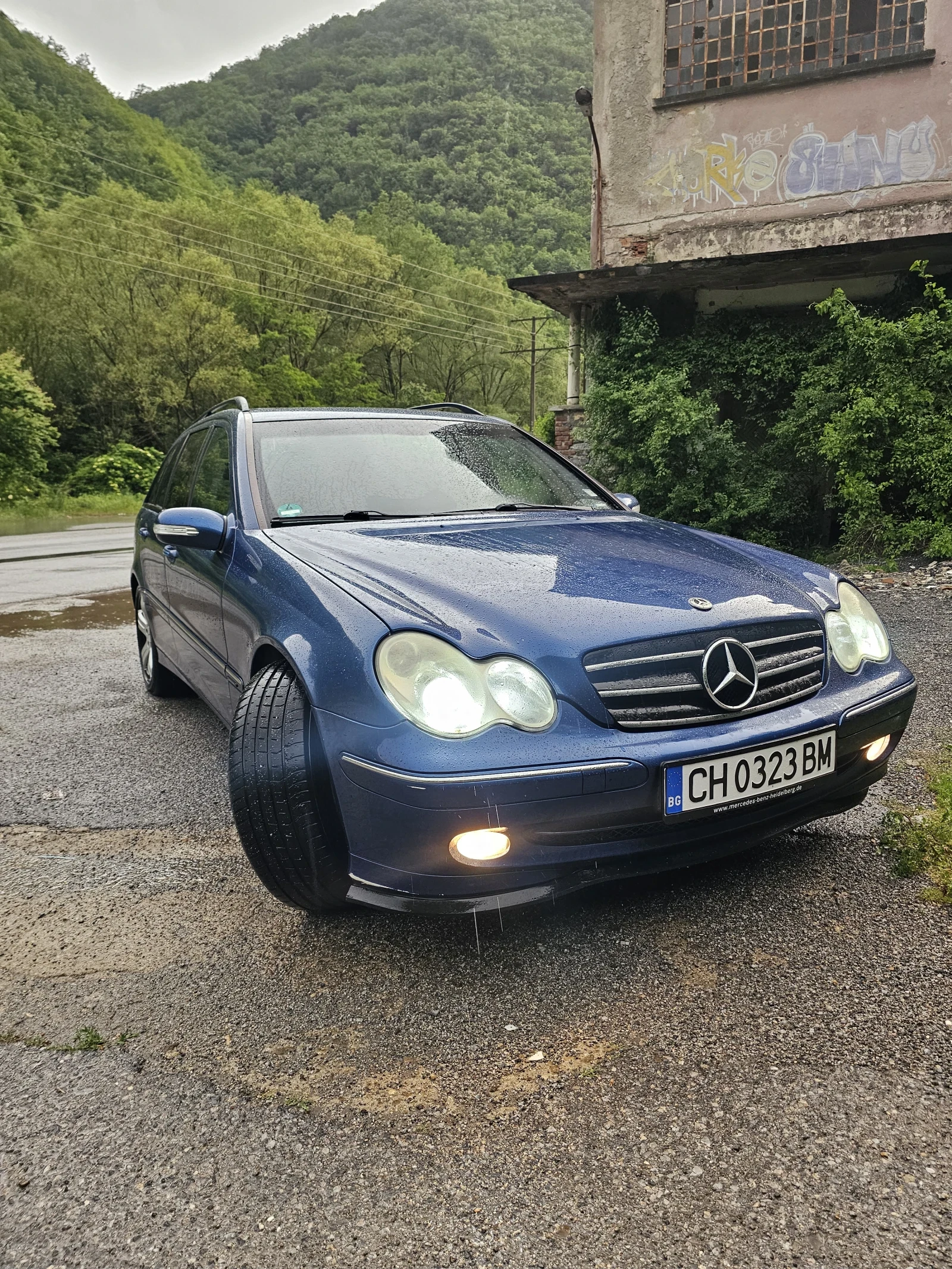 Mercedes-Benz C 180  - изображение 2